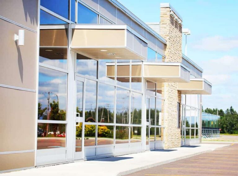 Luxury Glass Storefronts USA: The Definitive Guide to High-End